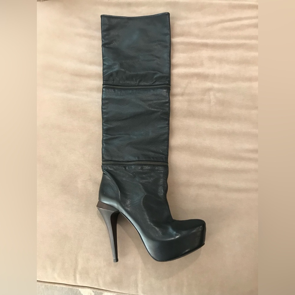 Max Azria Runway Over-the-Knee Boots with zip convert to mid-calf & ankle boot